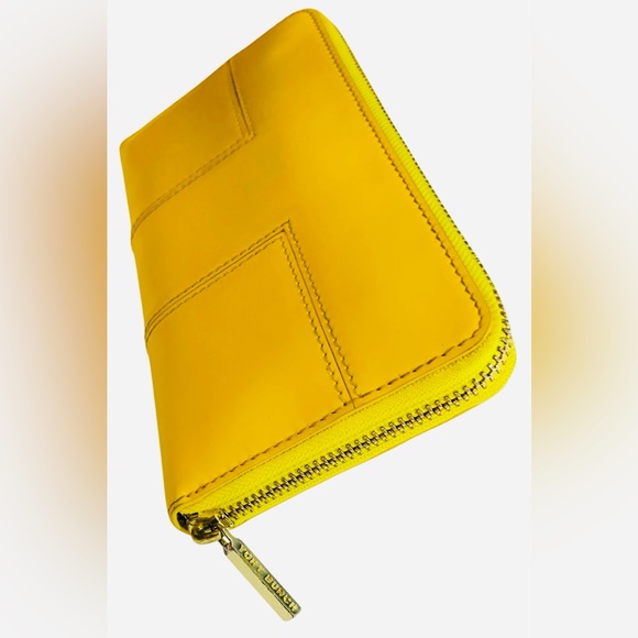 Tory Burch, Block T Multi Gusset Zip Continental Wallet - Picture 3 of 5